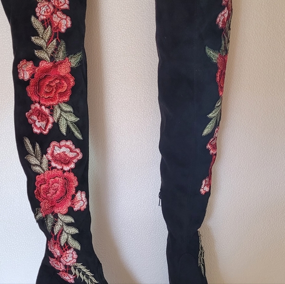 TALL BOOTS.Pair of high heels boots, Tall Boots - Picture 3 of 13